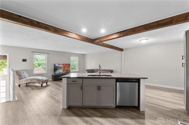 1153 King Richard Parkway, Dayton, OH 45449