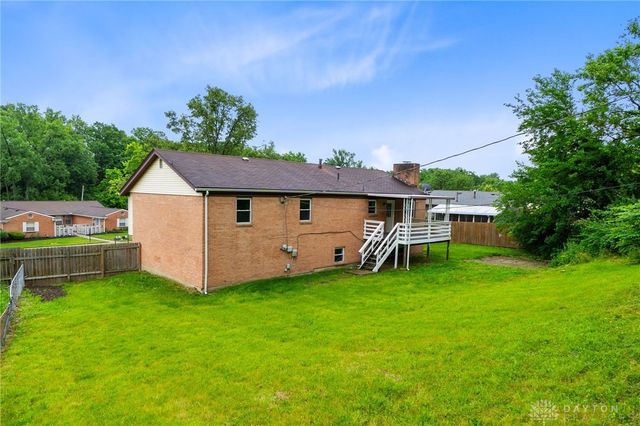 1153 King Richard Parkway, Dayton, OH 45449