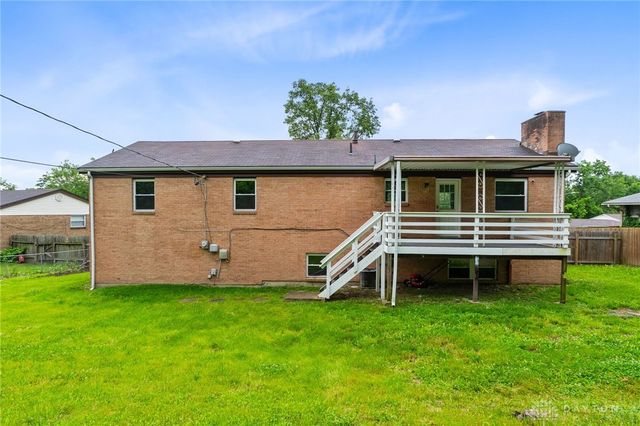 1153 King Richard Parkway, Dayton, OH 45449