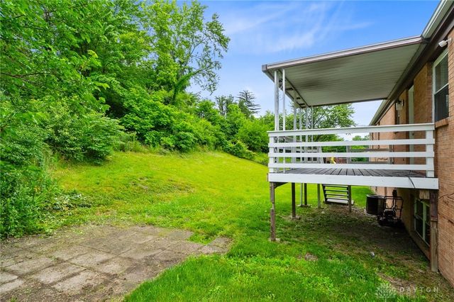 1153 King Richard Parkway, Dayton, OH 45449