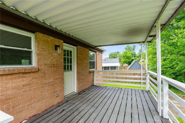 1153 King Richard Parkway, Dayton, OH 45449