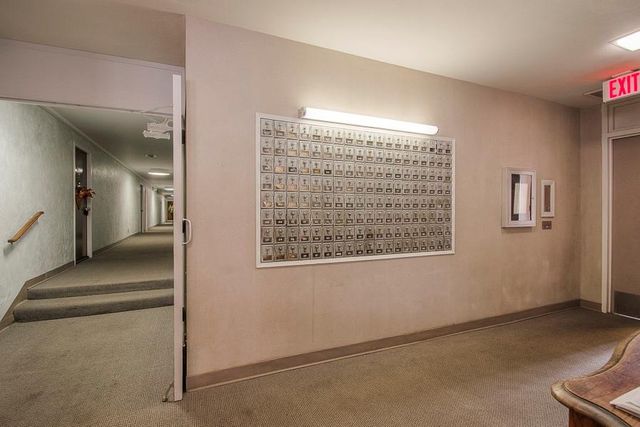 333 W Meyer Boulevard 208, Kansas City, MO 64113