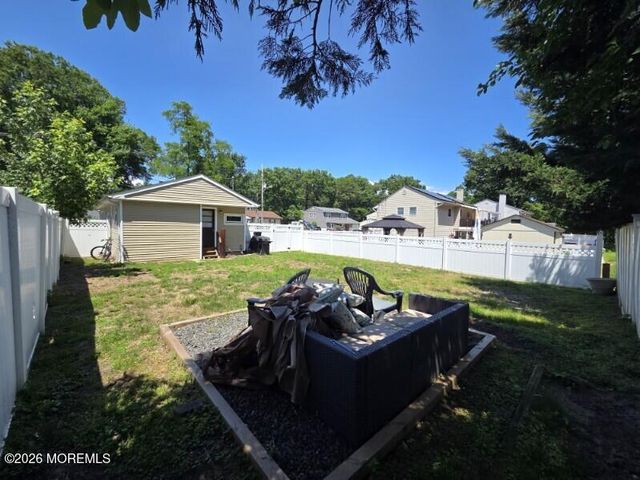 16 Leocadia Court, Hazlet, NJ 07730