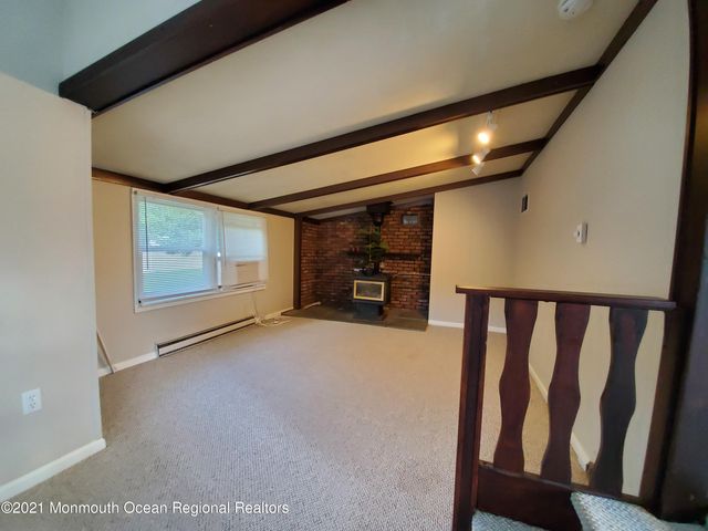 16 Leocadia Court, Hazlet, NJ 07730