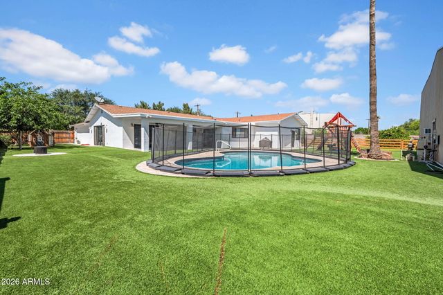 165 E WATER TANK Road, Gilbert, AZ 85296
