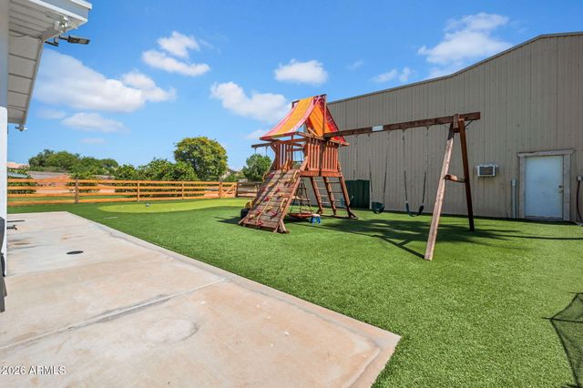 165 E WATER TANK Road, Gilbert, AZ 85296