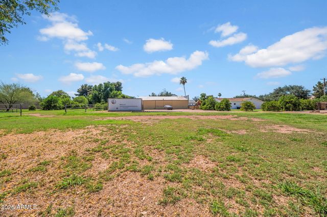 165 E WATER TANK Road, Gilbert, AZ 85296