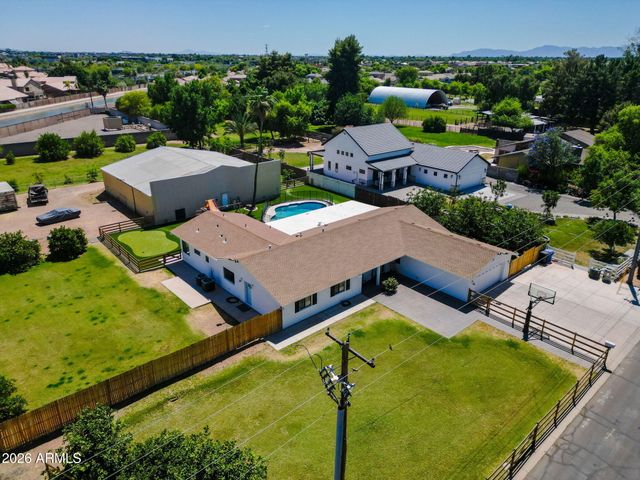 165 E WATER TANK Road, Gilbert, AZ 85296