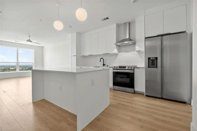 1701 Simond Ave 642, Austin, TX 78723