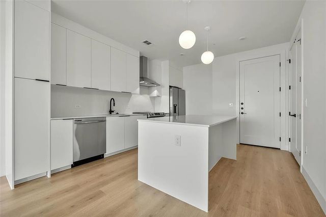 1701 Simond Ave 642, Austin, TX 78723