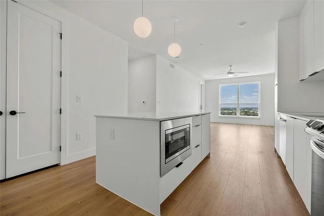 1701 Simond Ave 642, Austin, TX 78723