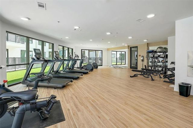 1701 Simond Ave 642, Austin, TX 78723