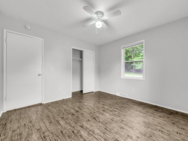 6456 NW 49th Street, Kansas City, MO 64151