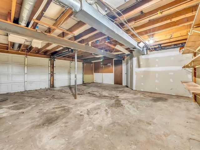 6456 NW 49th Street, Kansas City, MO 64151