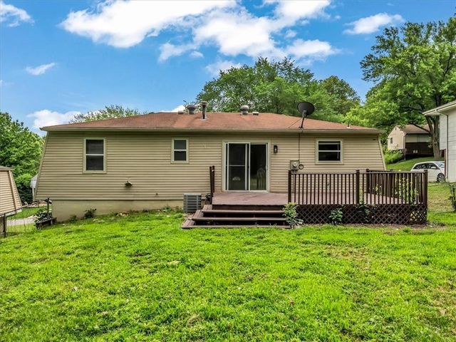 6456 NW 49th Street, Kansas City, MO 64151