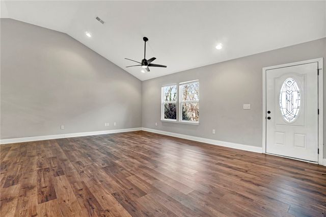 7 W 2nd Street, Williamston, SC 29697