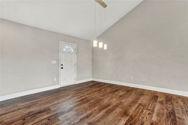 7 W 2nd Street, Williamston, SC 29697