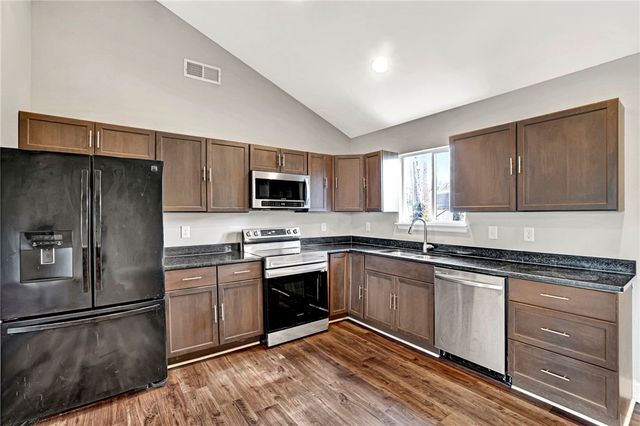 7 W 2nd Street, Williamston, SC 29697