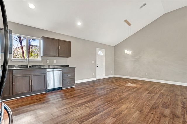 7 W 2nd Street, Williamston, SC 29697