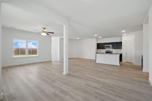 122 Patrick Henry Drive, Venus, TX 76084