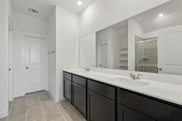 122 Patrick Henry Drive, Venus, TX 76084