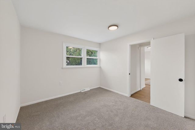 2011 E KINGS HWY, Coatesville, PA 19320