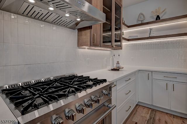 86 Watchung Ave 1, Montclair Twp., NJ 07043