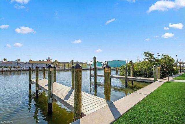 855 Lagoon ST 3, Fort Myers Beach, FL 33931