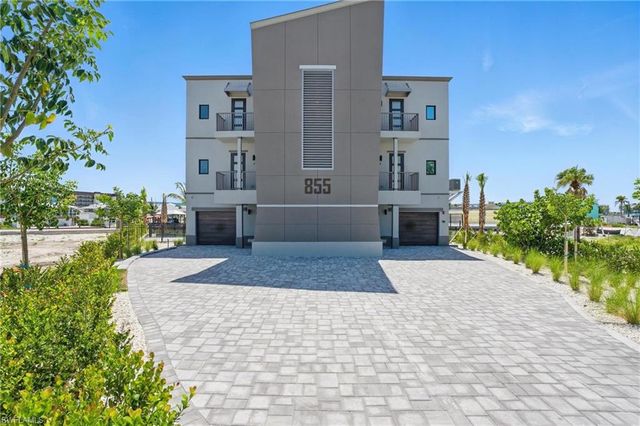 855 Lagoon ST 3, Fort Myers Beach, FL 33931