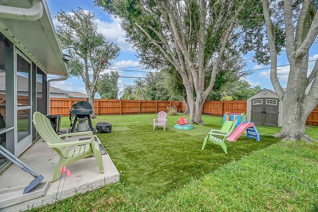 1250 SW Calmar Avenue, Port St Lucie, FL 34953