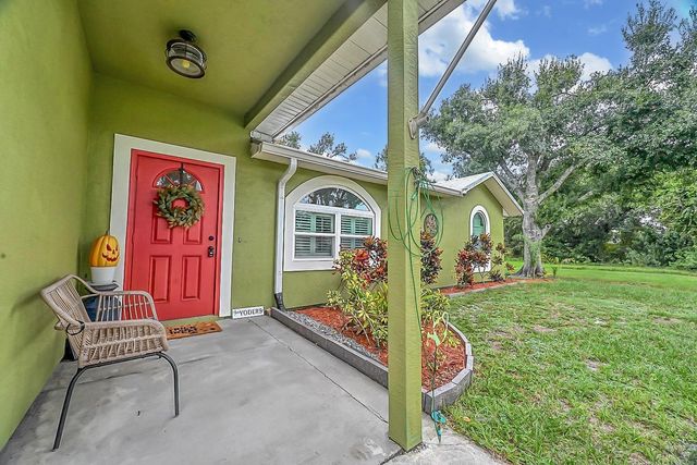 1250 SW Calmar Avenue, Port St Lucie, FL 34953
