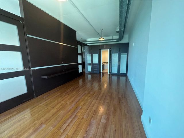 3029 NE 188th St 905, Aventura, FL 33180