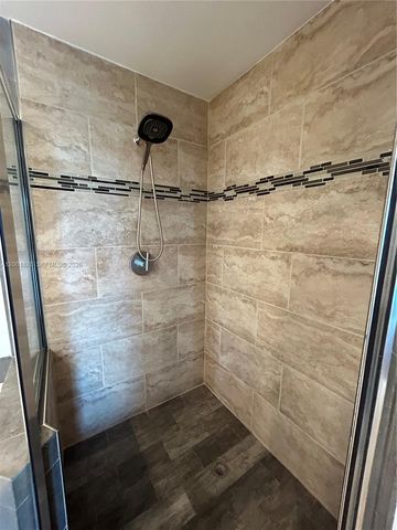 3029 NE 188th St 905, Aventura, FL 33180