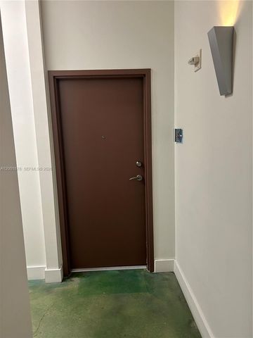 3029 NE 188th St 905, Aventura, FL 33180