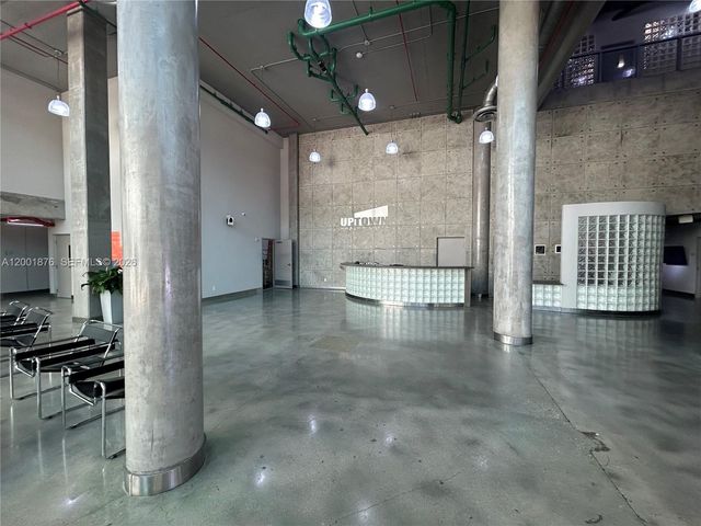 3029 NE 188th St 905, Aventura, FL 33180