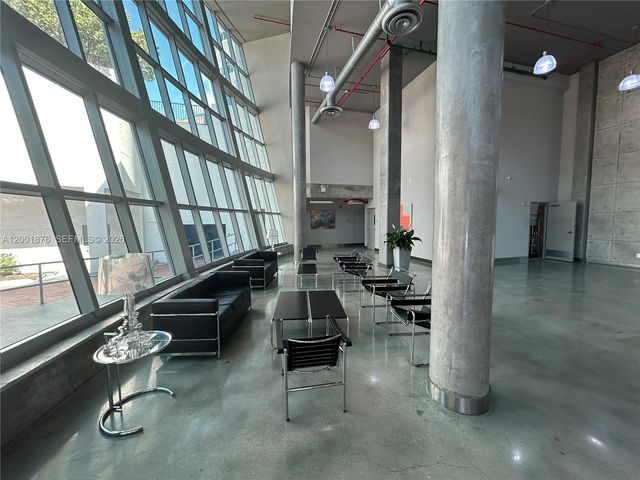 3029 NE 188th St 905, Aventura, FL 33180