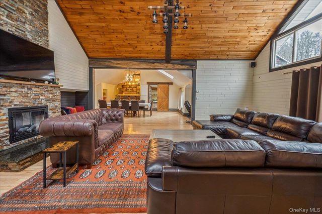 584 Milltown Road, Brewster, NY 10509