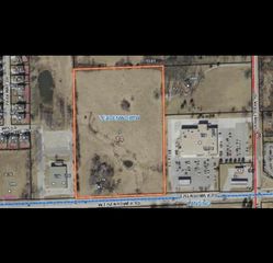 728 Eisenhower Road, Leavenworth, KS 66048