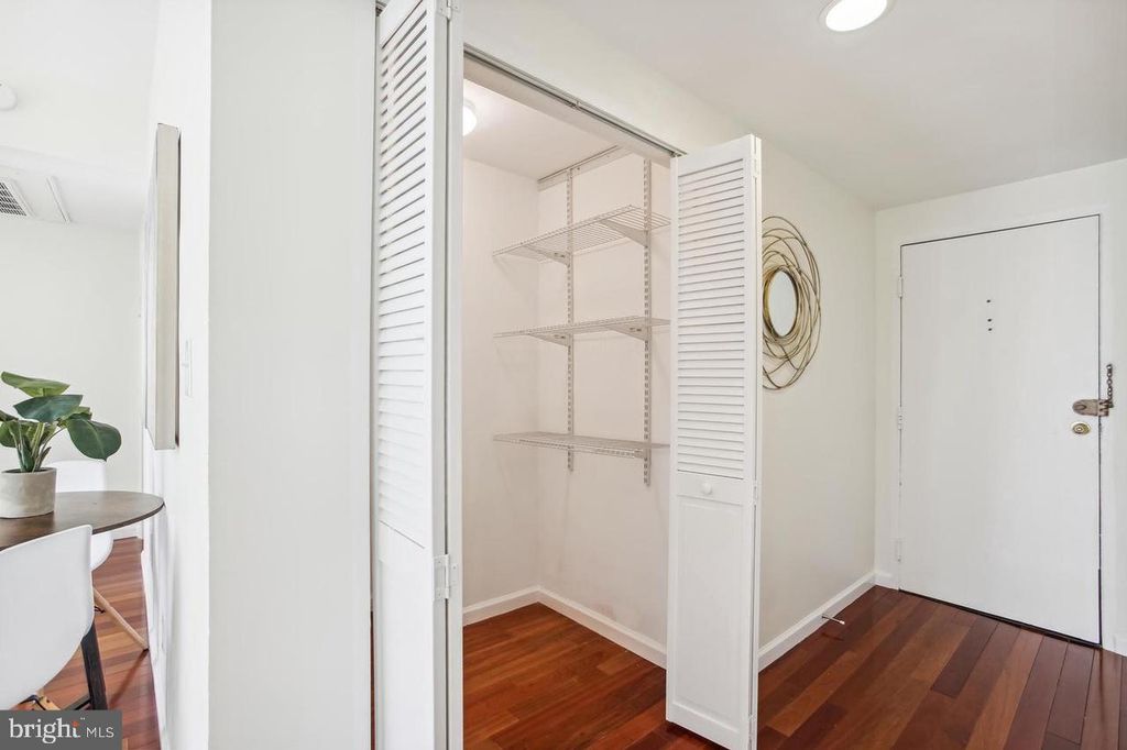 1669 COLUMBIA RD NW #304, Washington, DC 20009