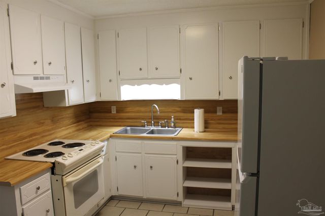 2605 Talbert St A & B, Pensacola, FL 32507