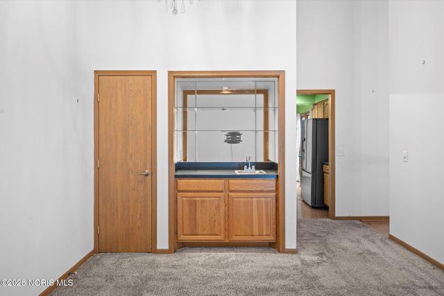 2822 Pleasant Hill Road, Maumee, OH 43537