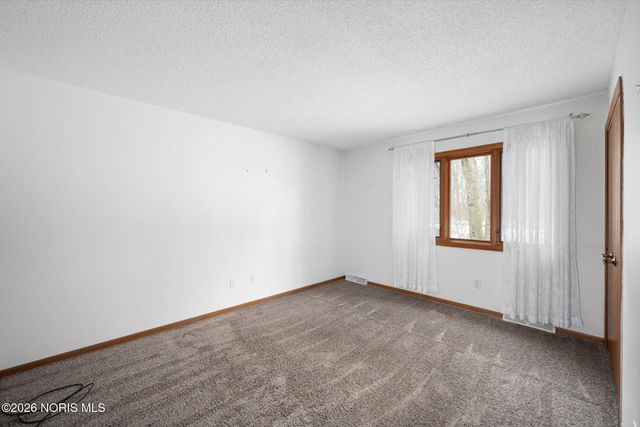 2822 Pleasant Hill Road, Maumee, OH 43537