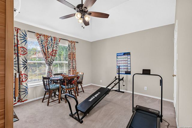 9211 Brae Moss, San Antonio, TX 78249