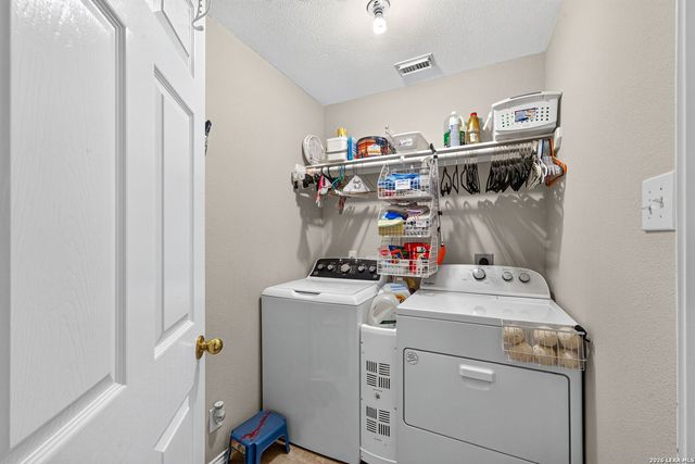 9211 Brae Moss, San Antonio, TX 78249