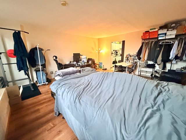 44 Washington St 807, Brookline, MA 02445