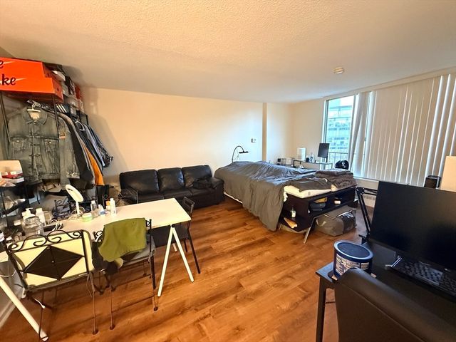 44 Washington St 807, Brookline, MA 02445