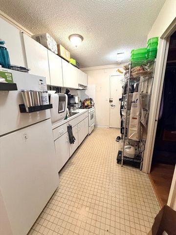 44 Washington St 807, Brookline, MA 02445