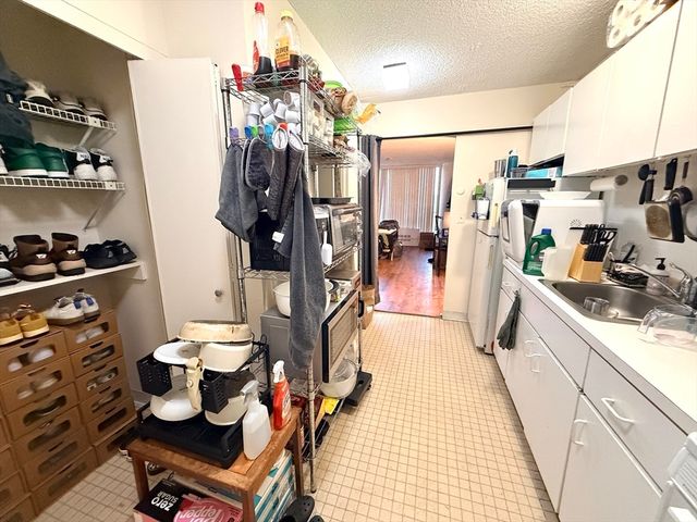 44 Washington St 807, Brookline, MA 02445