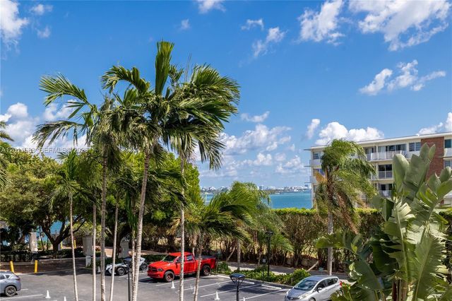 4000 Towerside Ter 308, Miami, FL 33138