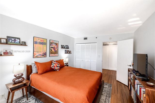 4000 Towerside Ter 308, Miami, FL 33138